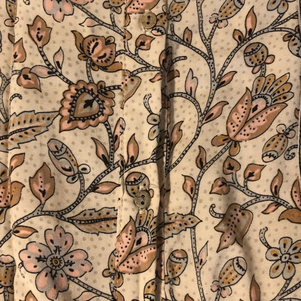 O'Neill Cream and Brown Patterned Top - Picture 9 of 9